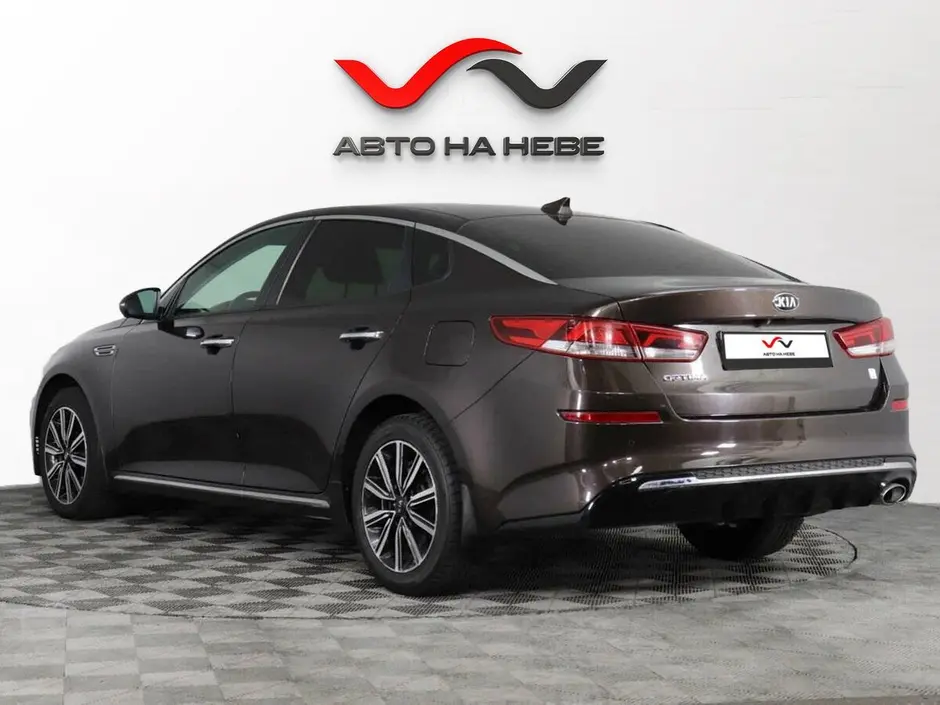«Авто на Неве»