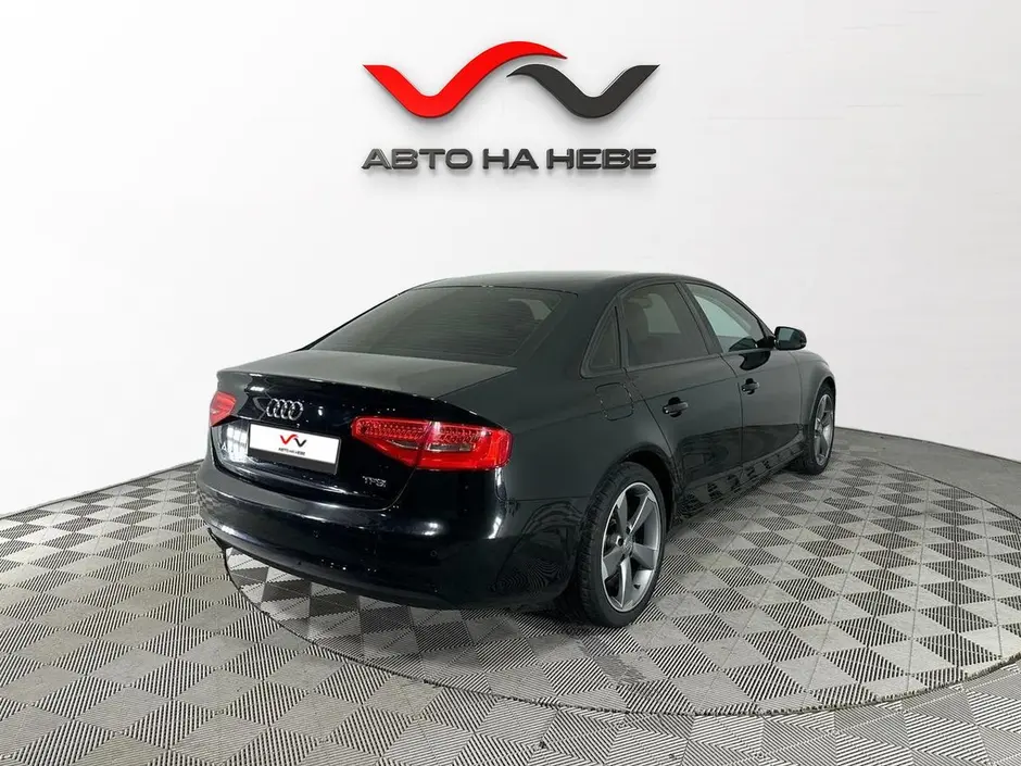 «Авто на Неве»