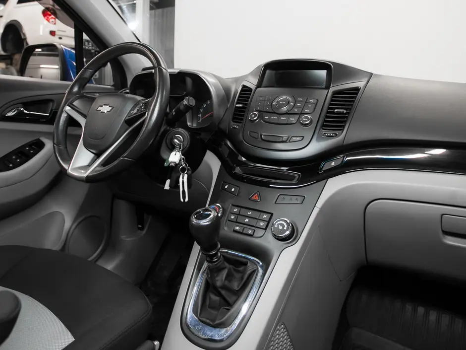 «Авто на Неве»