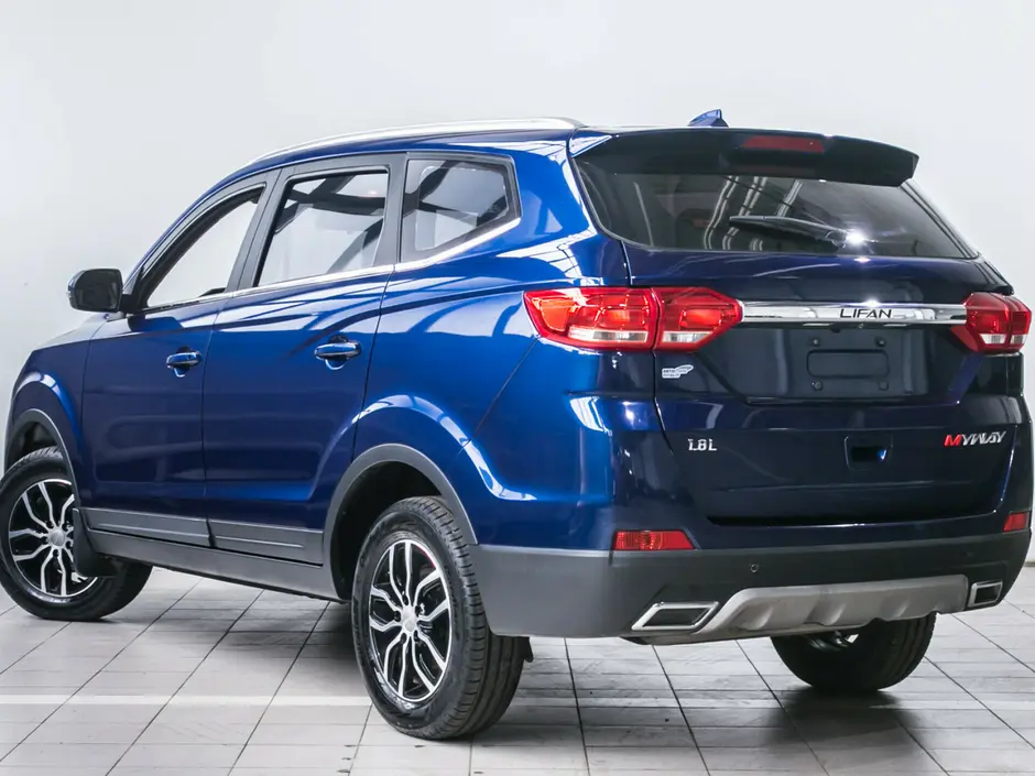 «Авто на Неве»