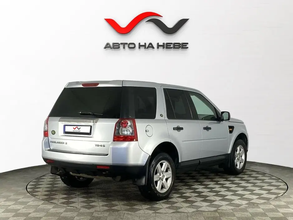 «Авто на Неве»