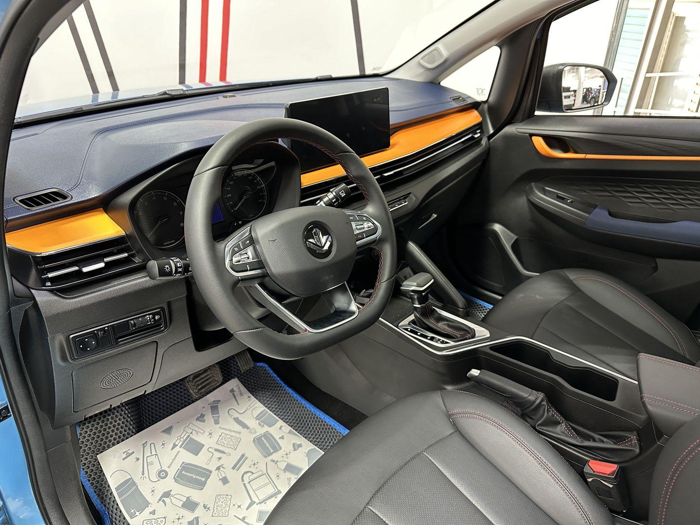 фото автомобиля 6