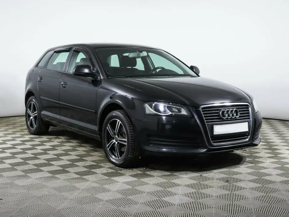 «Авто на Неве»