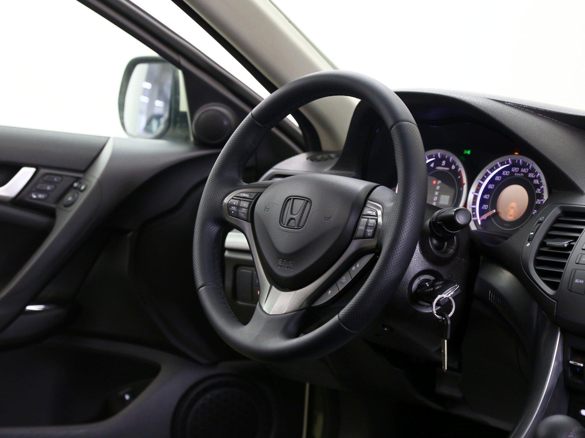 фото автомобиля 8