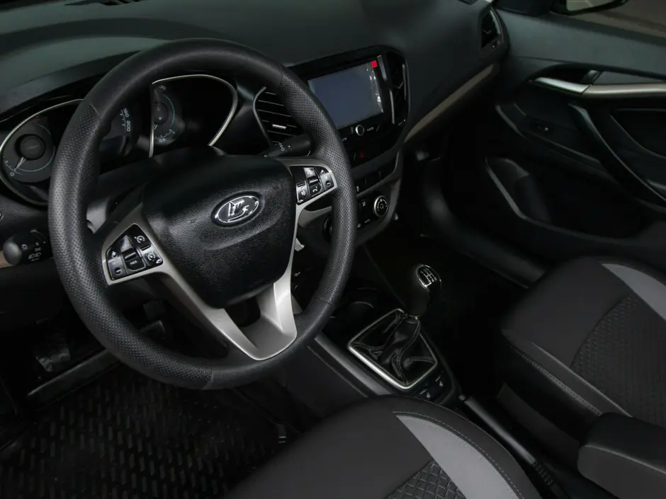 «Авто на Неве»