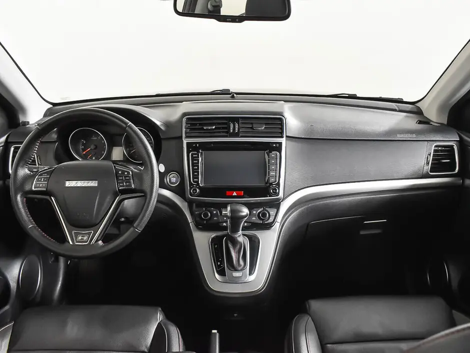 «Авто на Неве»