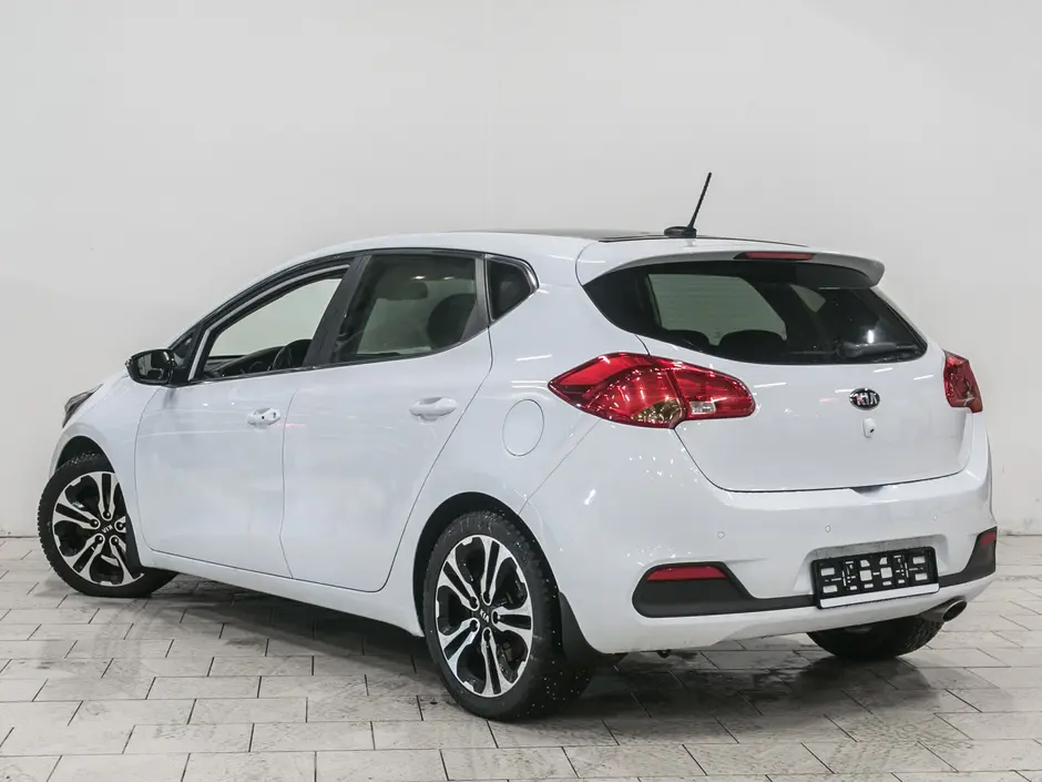 «Авто на Неве»