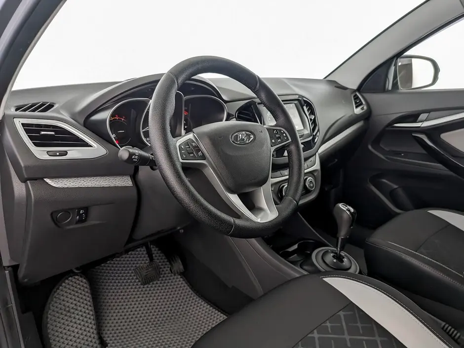 «Авто на Неве»