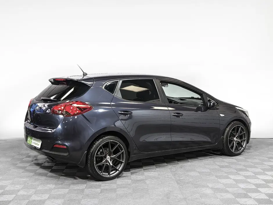 «Авто на Неве»