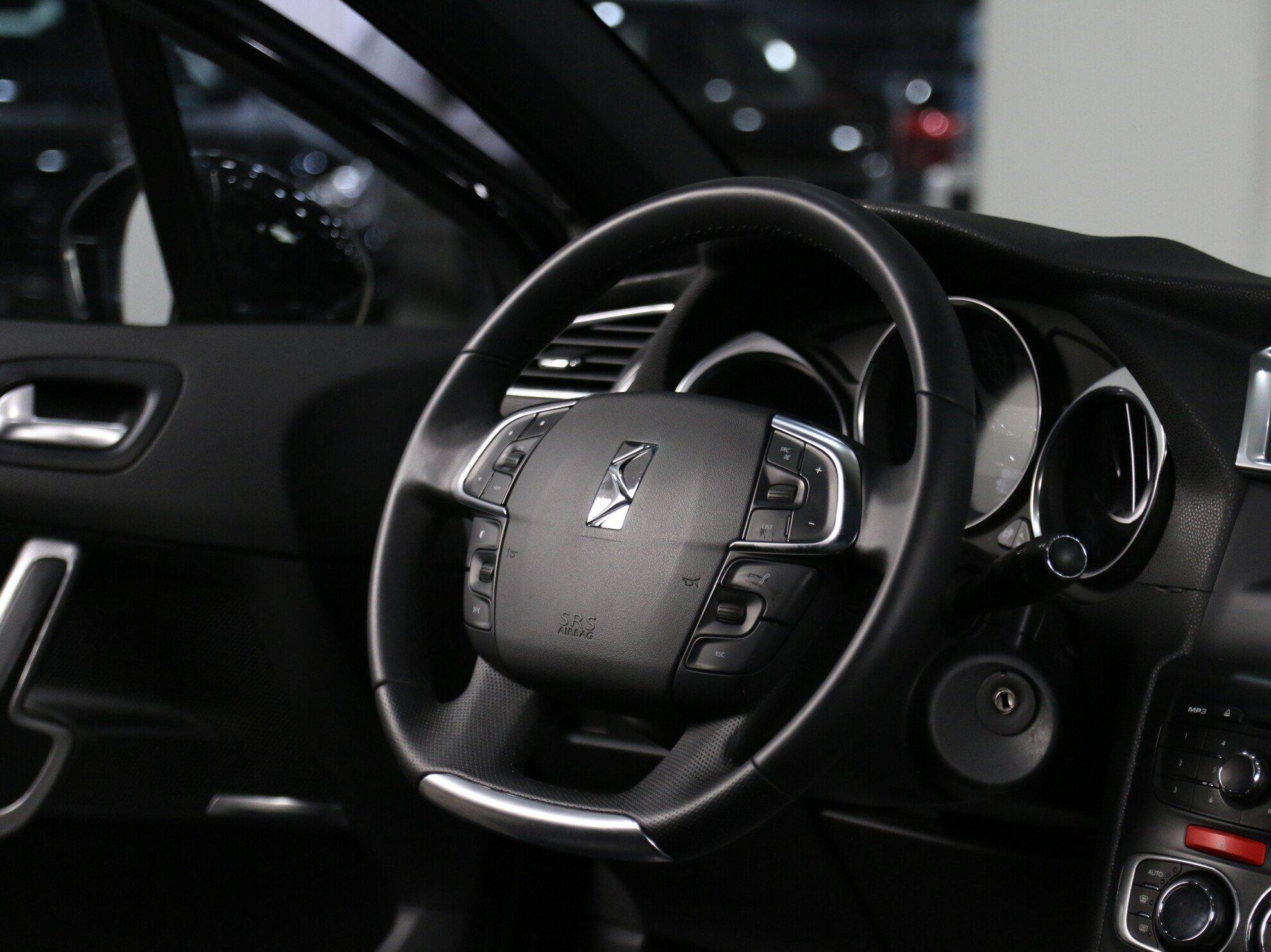 фото автомобиля 10