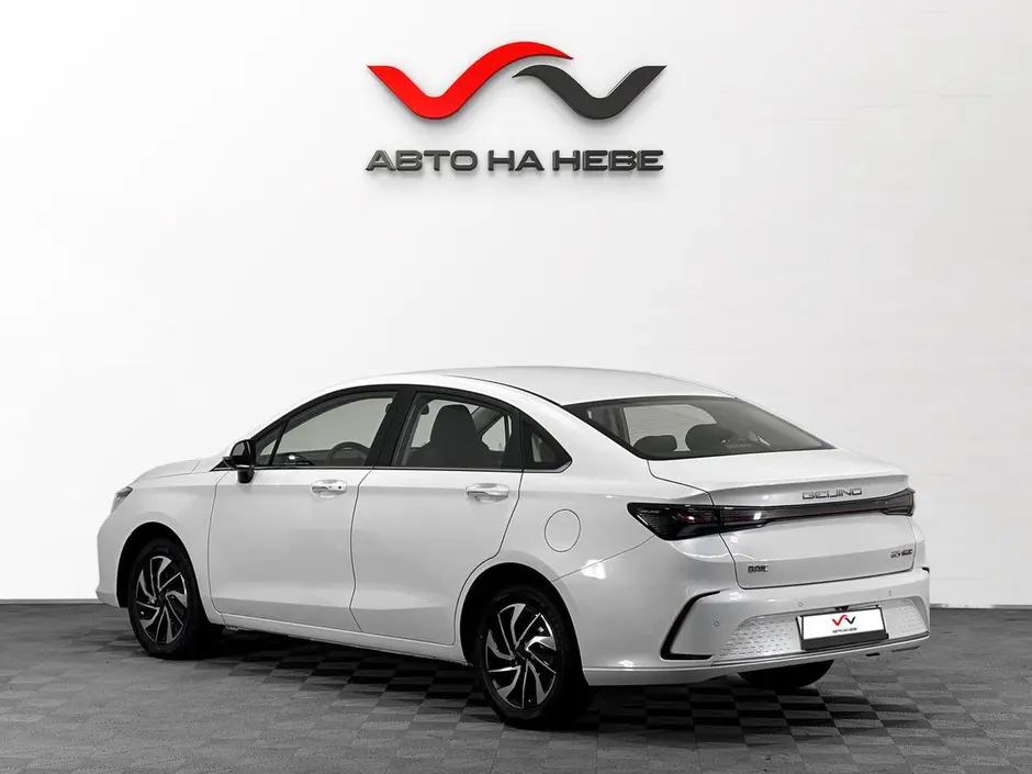 «Авто на Неве»