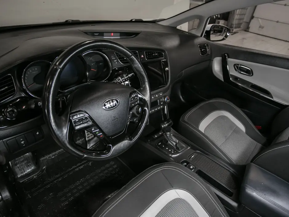 «Авто на Неве»