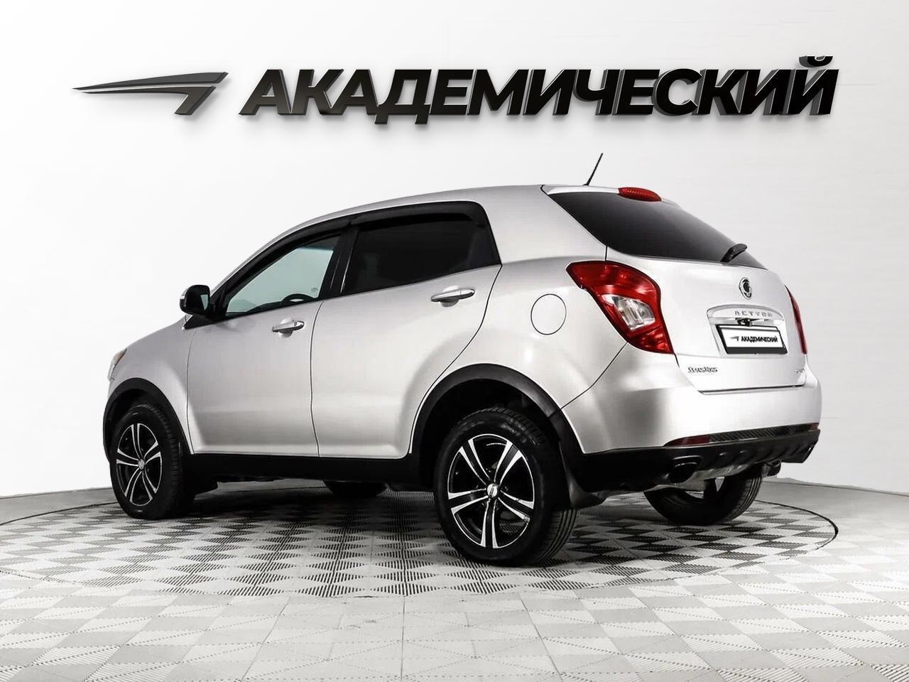 фото автомобиля 3