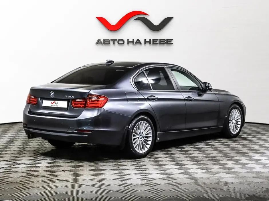 «Авто на Неве»