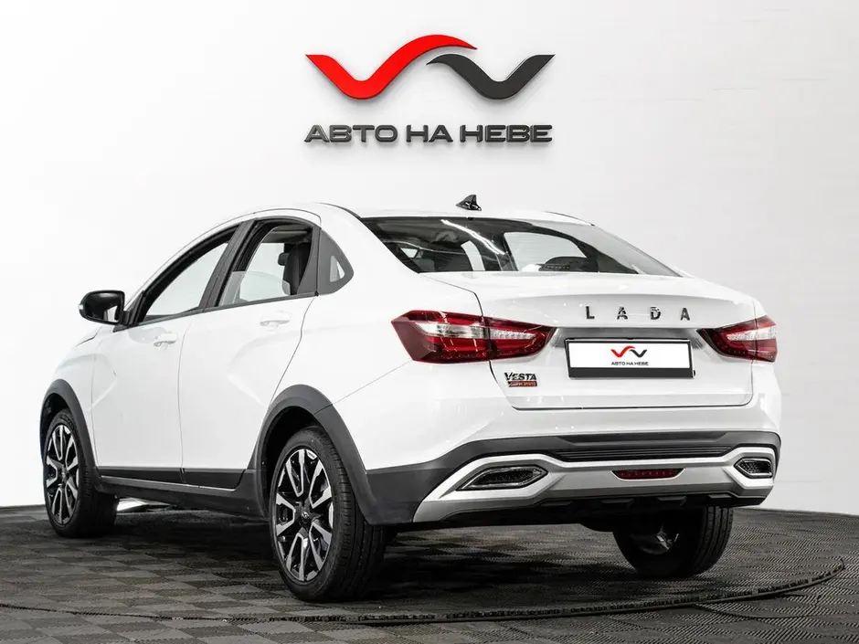 «Авто на Неве»