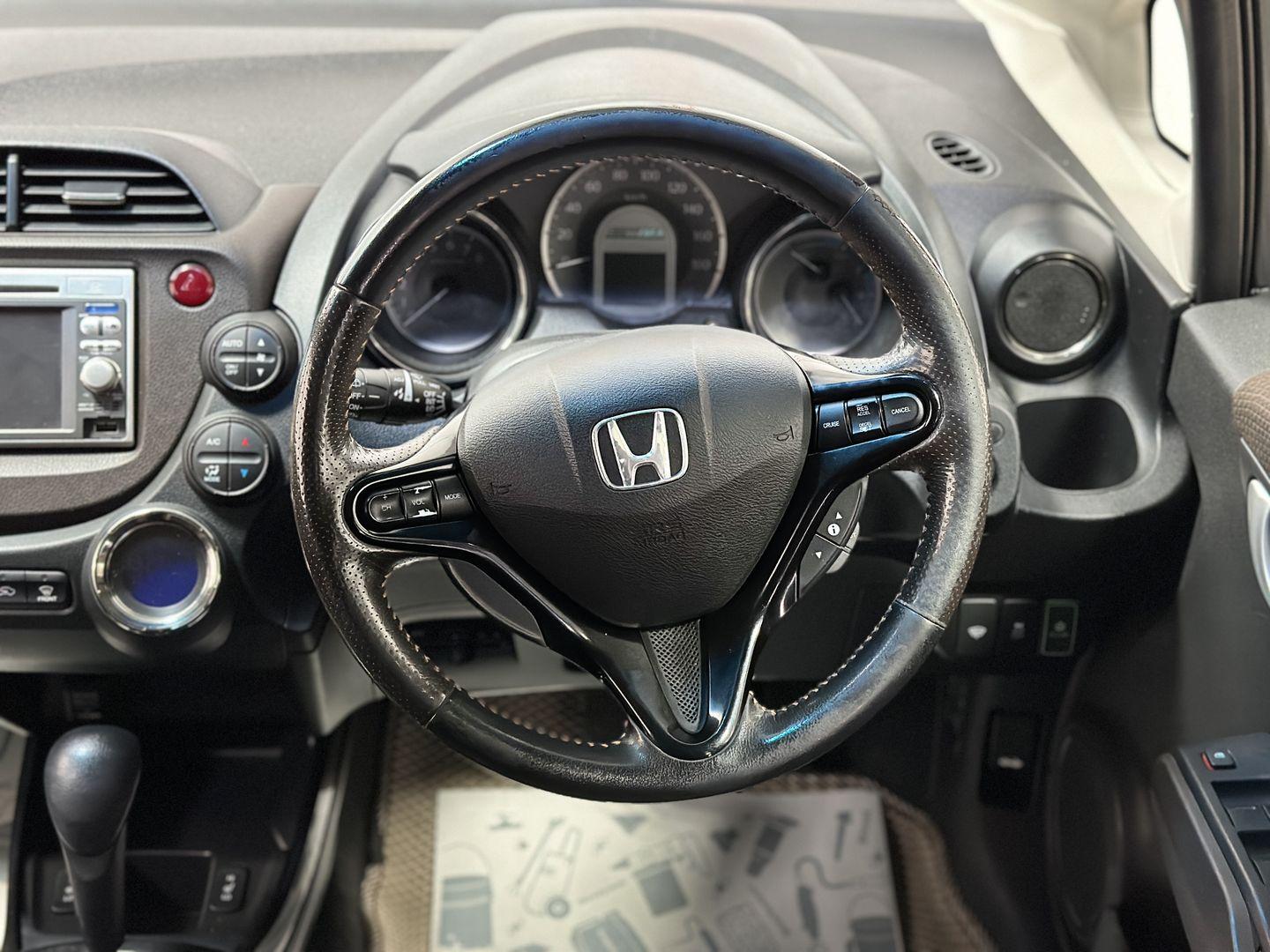 фото автомобиля 12