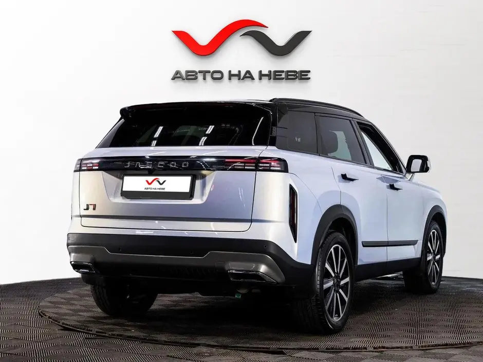 «Авто на Неве»