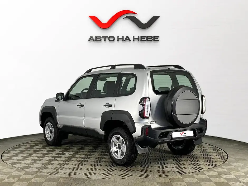 «Авто на Неве»