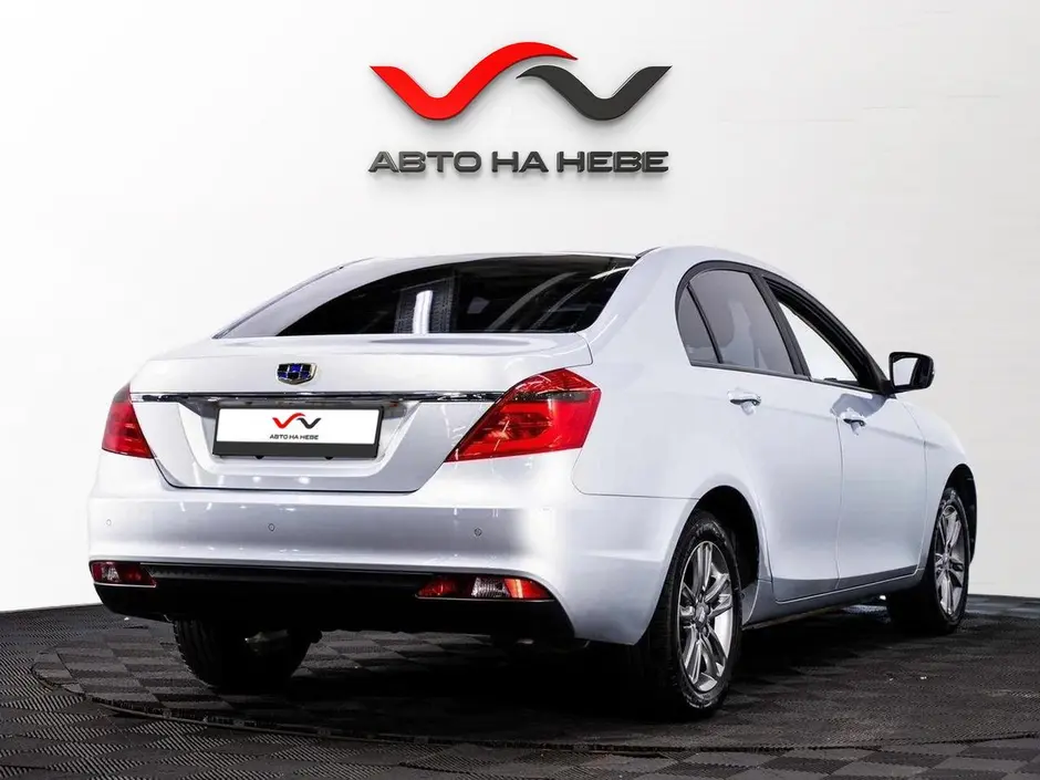 «Авто на Неве»