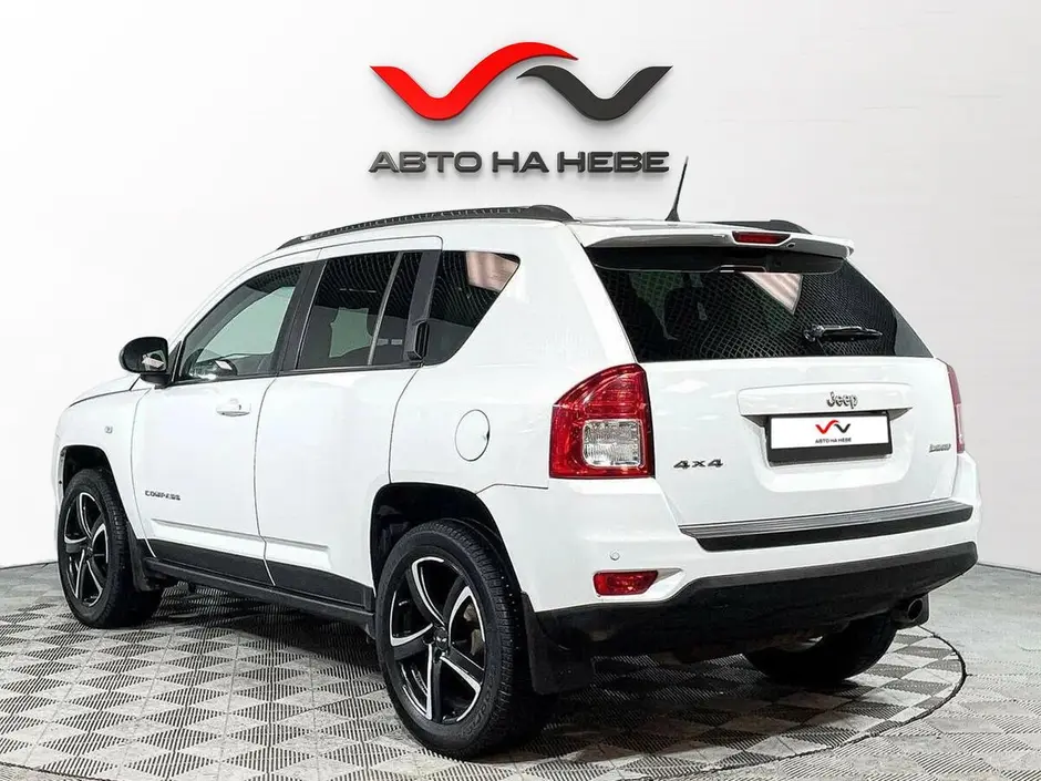 «Авто на Неве»