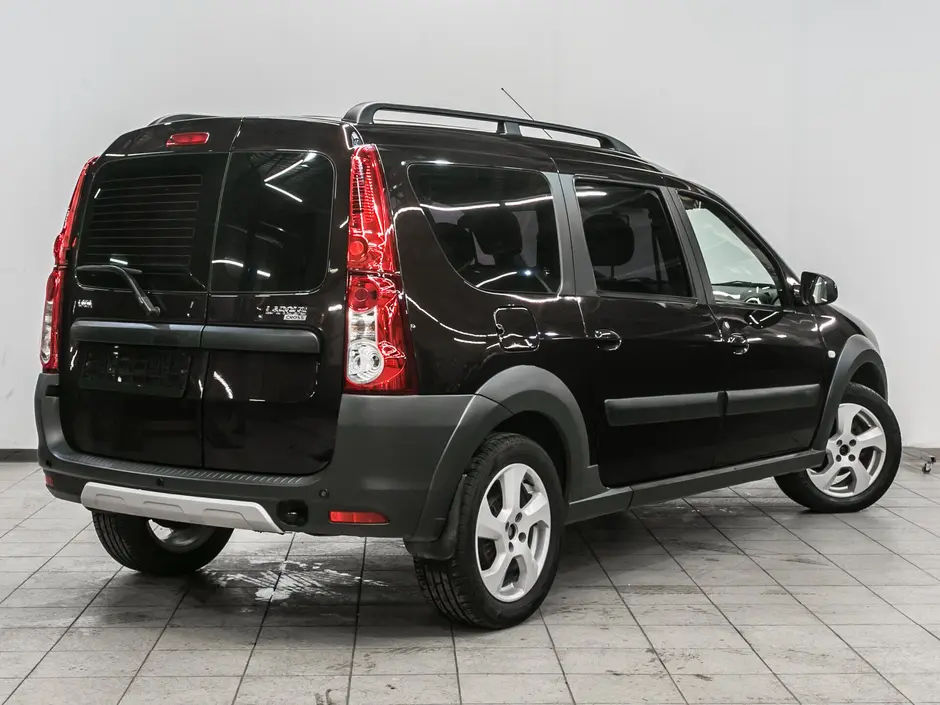 «Авто на Неве»