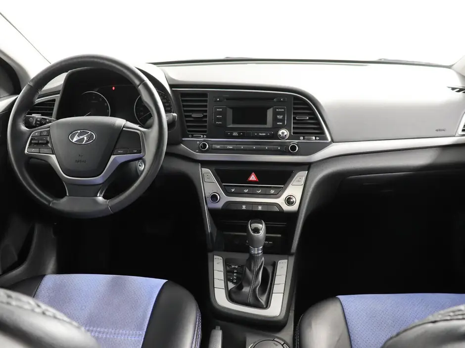 «Авто на Неве»