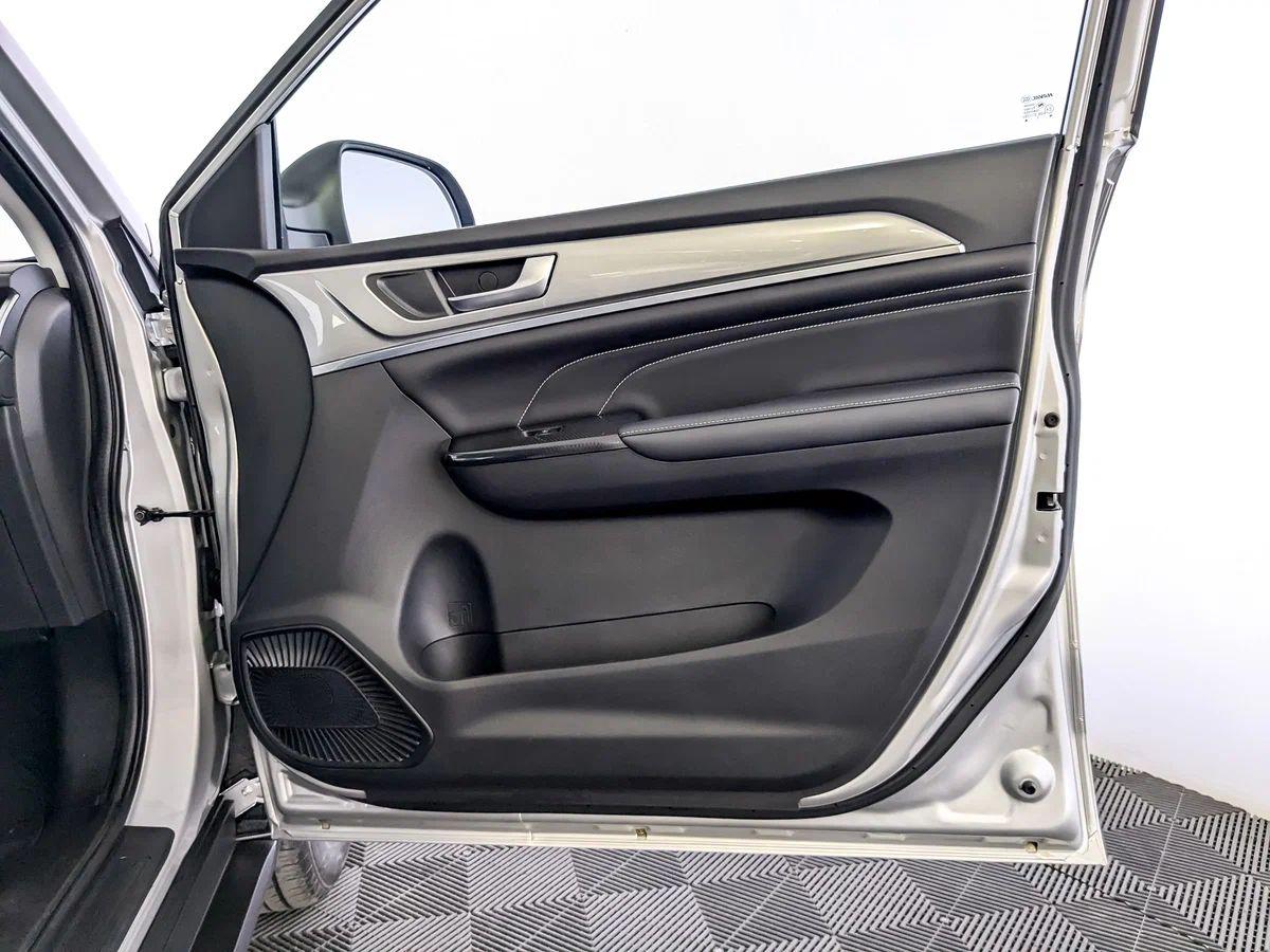 фото автомобиля 12