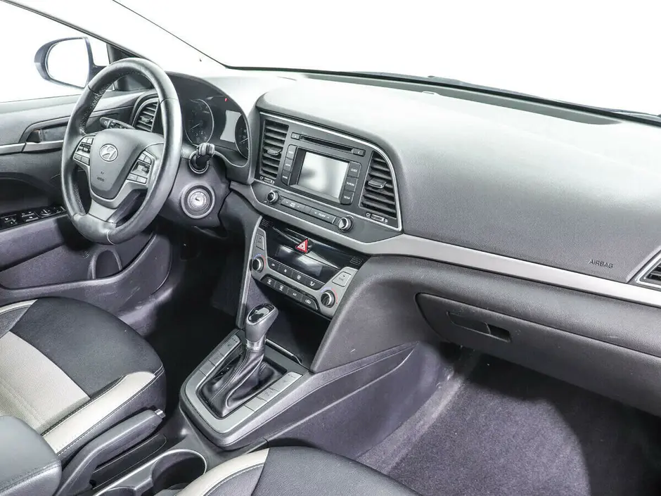 «Авто на Неве»