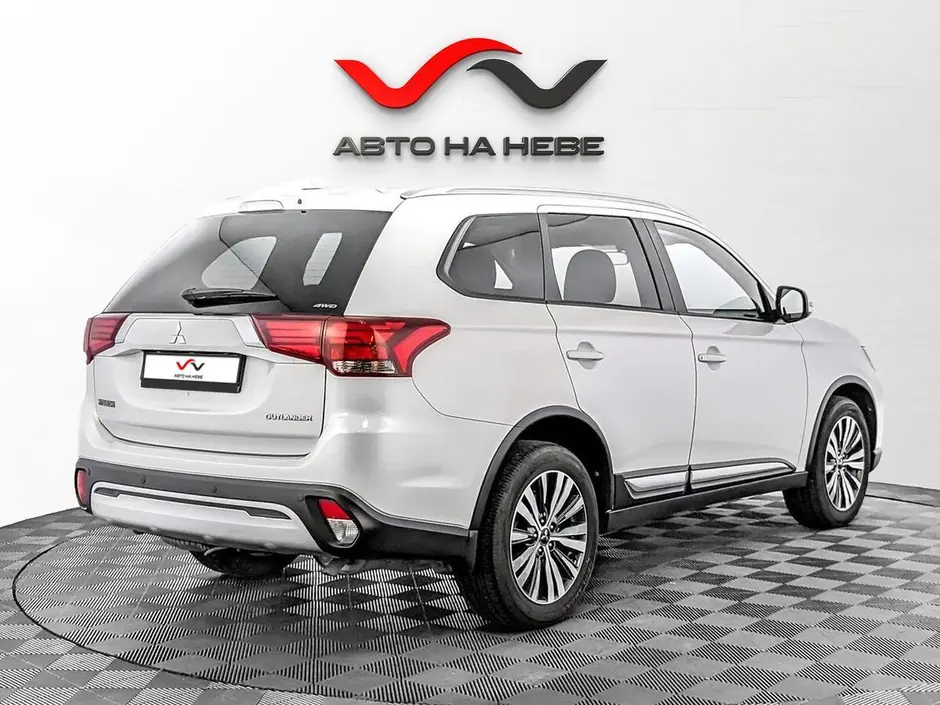 «Авто на Неве»