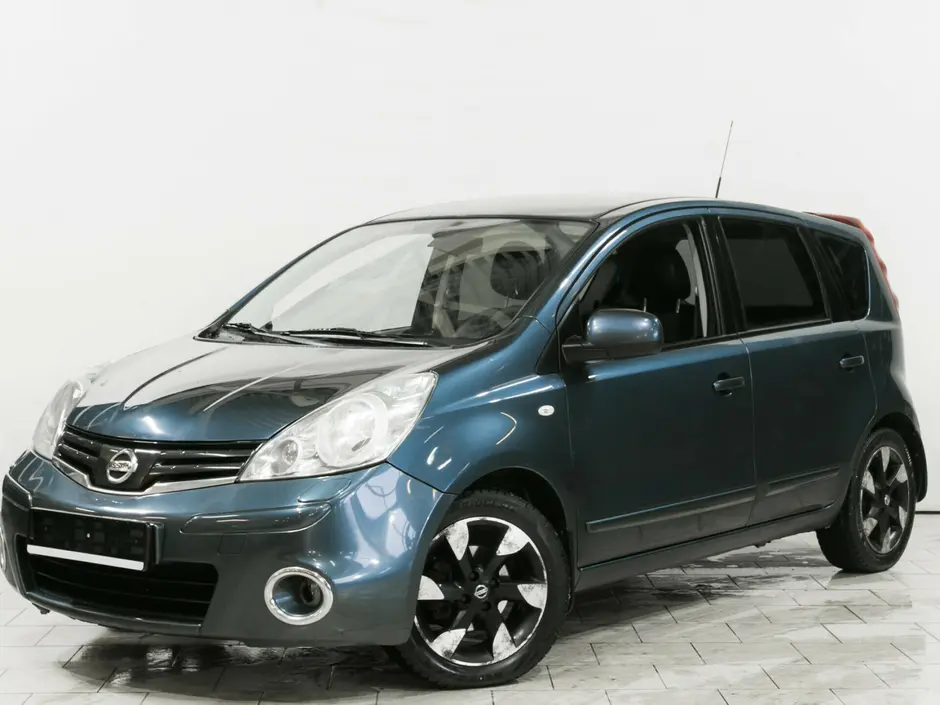 «Авто на Неве»