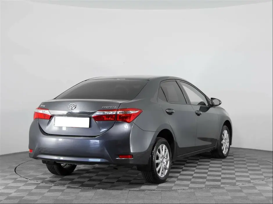 «Авто на Неве»