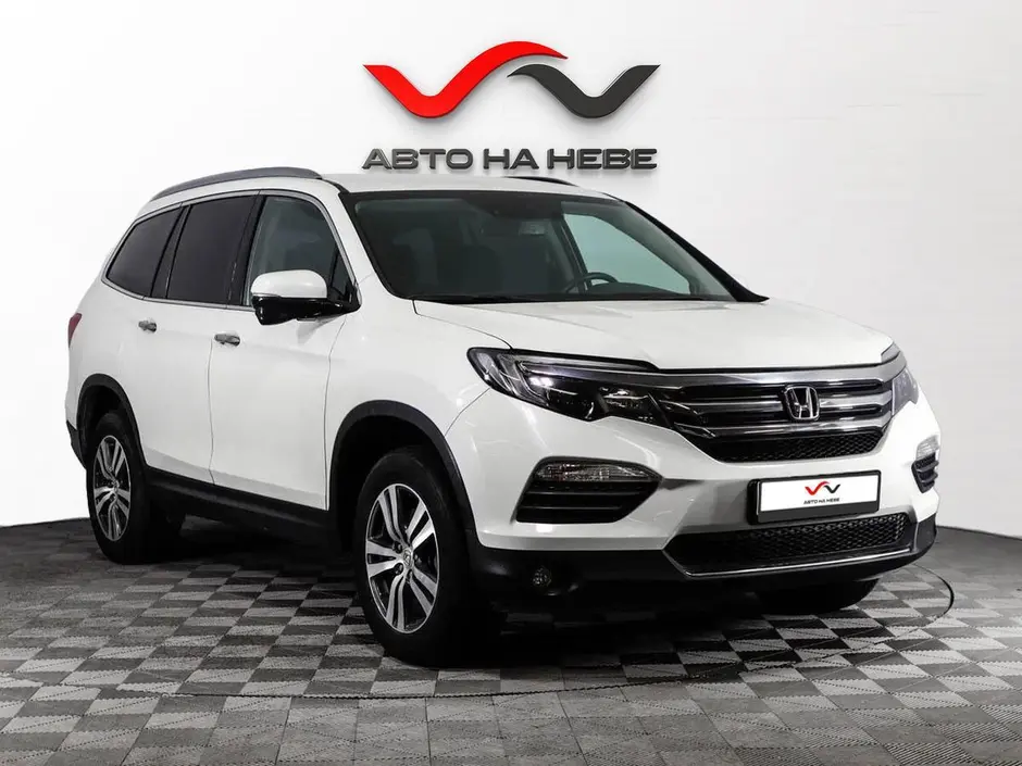 «Авто на Неве»