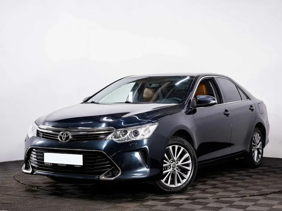 Toyota Camry, 2015 г.