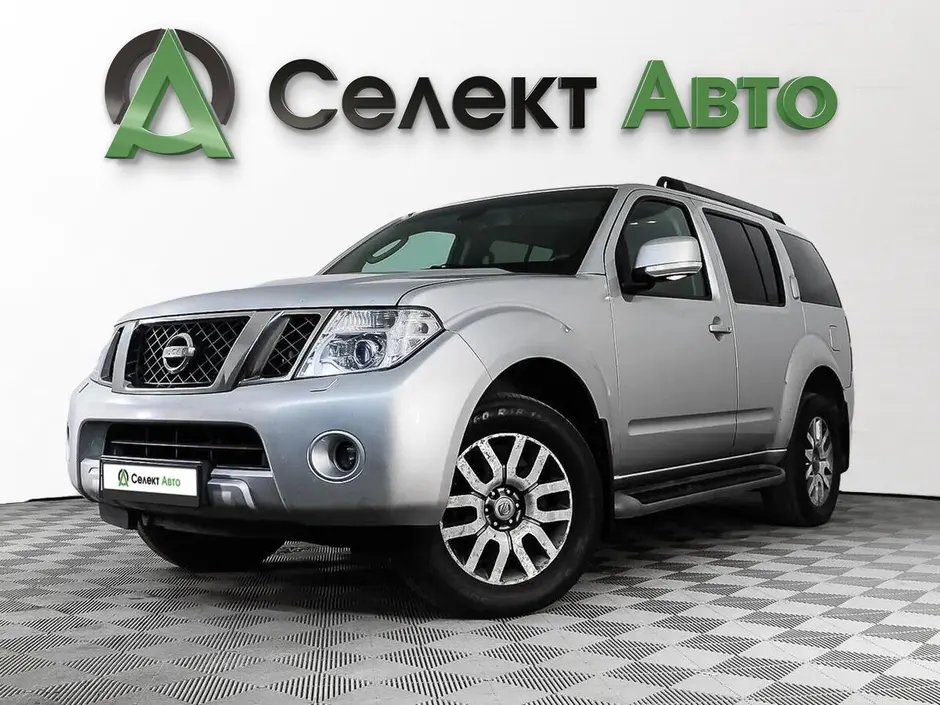 Nissan Pathfinder, 2011 г.