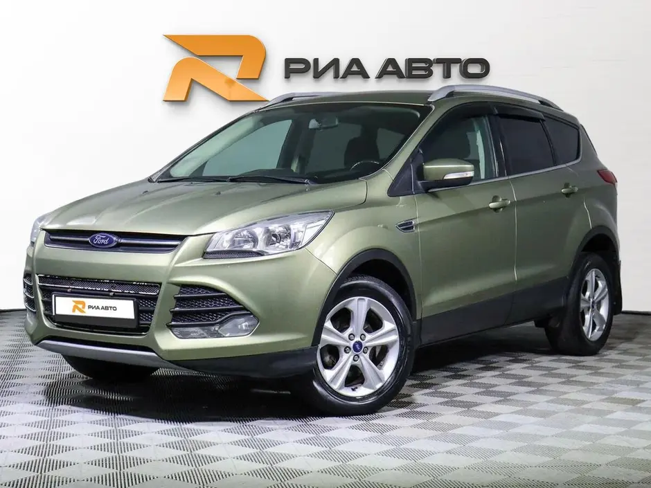 Ford Kuga, 2015 г.