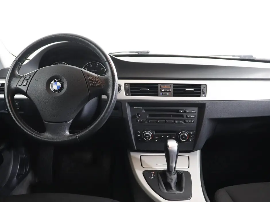 «Авто на Неве»