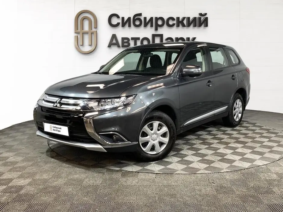 Mitsubishi Outlander, 2017 г.