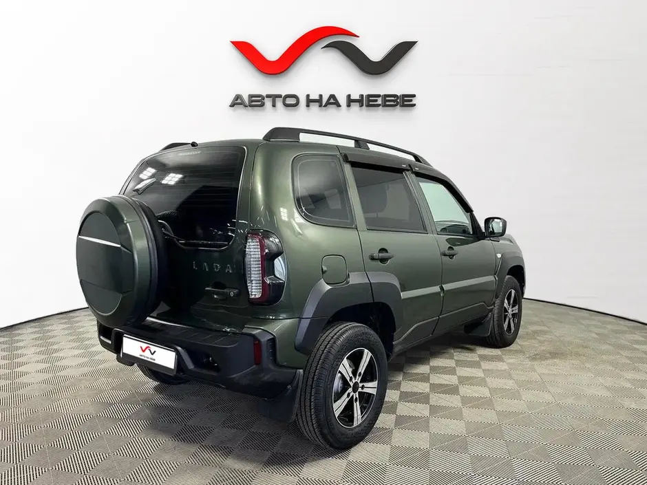 «Авто на Неве»