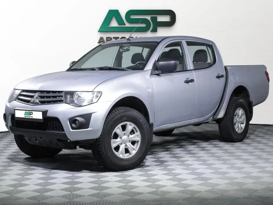 Mitsubishi L200, 2011 г.