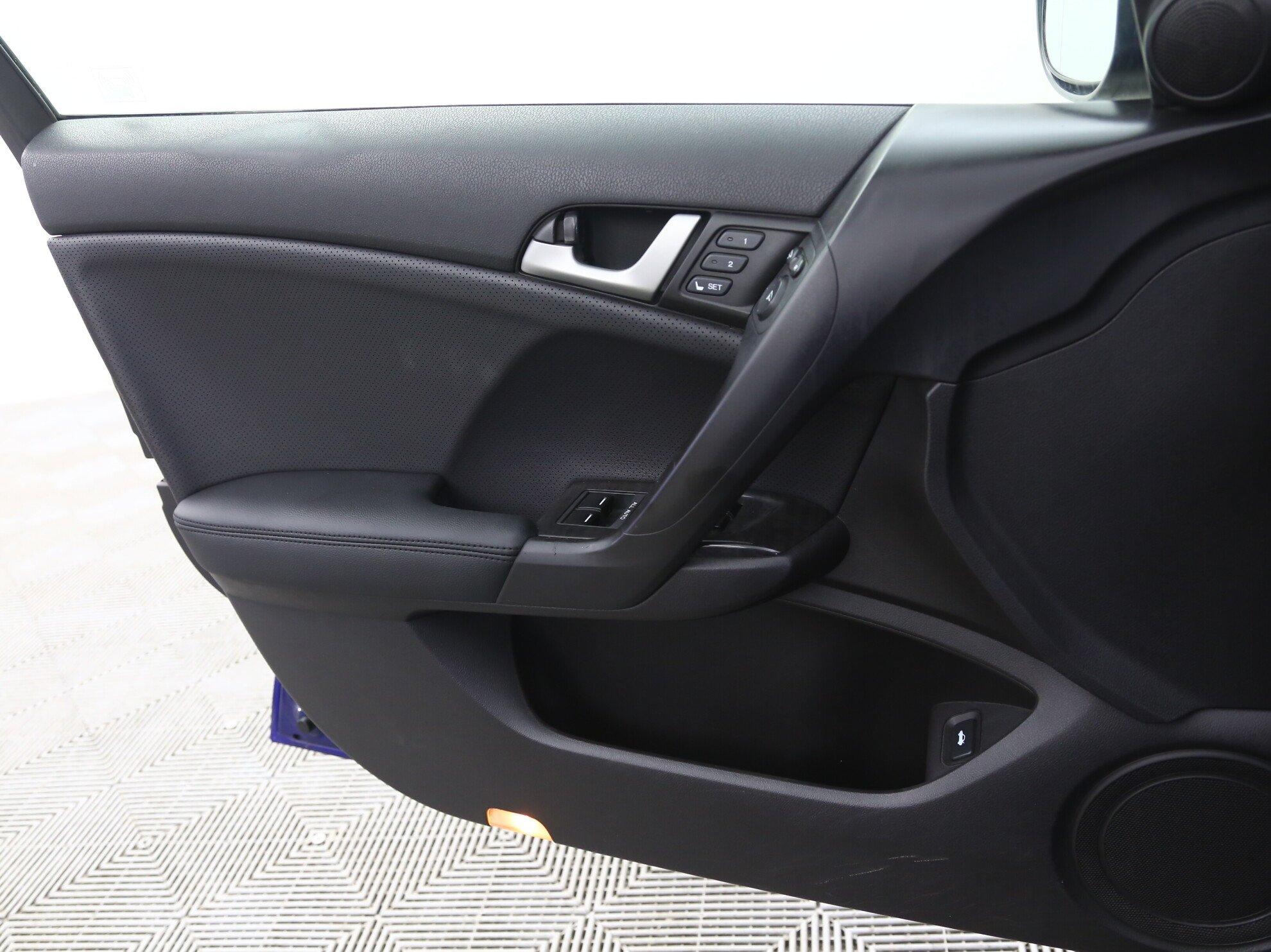 фото автомобиля 9