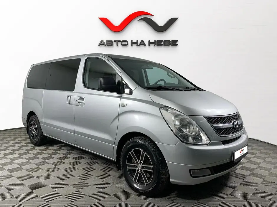 «Авто на Неве»
