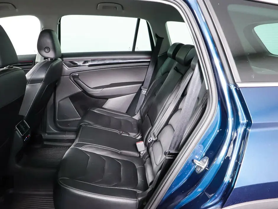 «Авто на Неве»