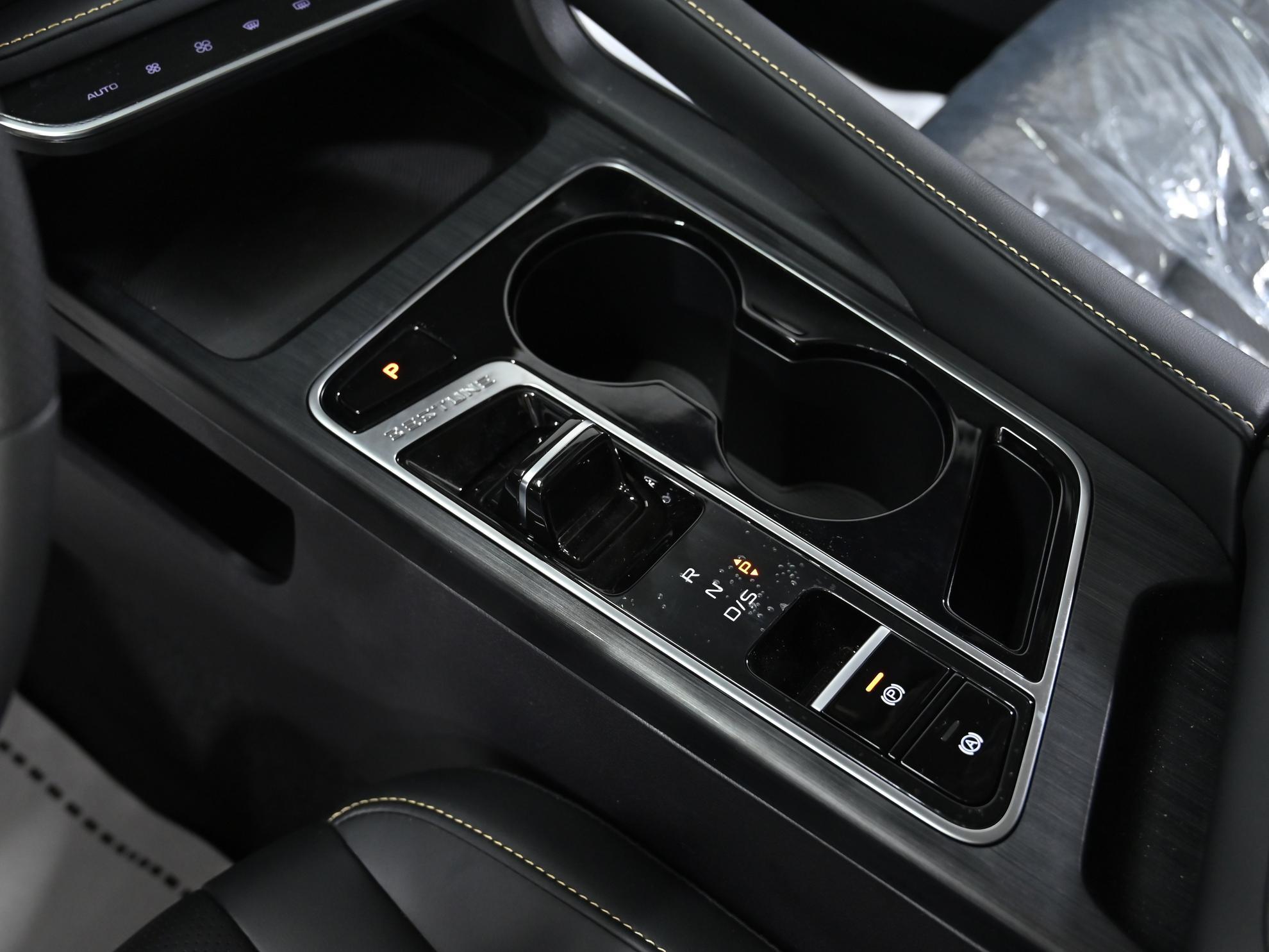 фото автомобиля 13