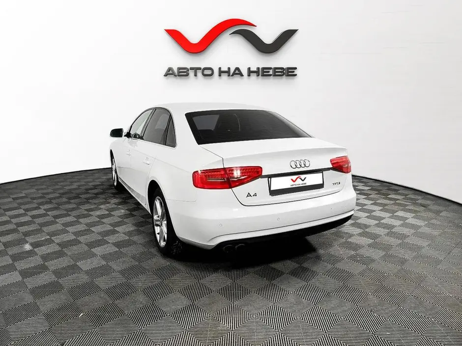 «Авто на Неве»