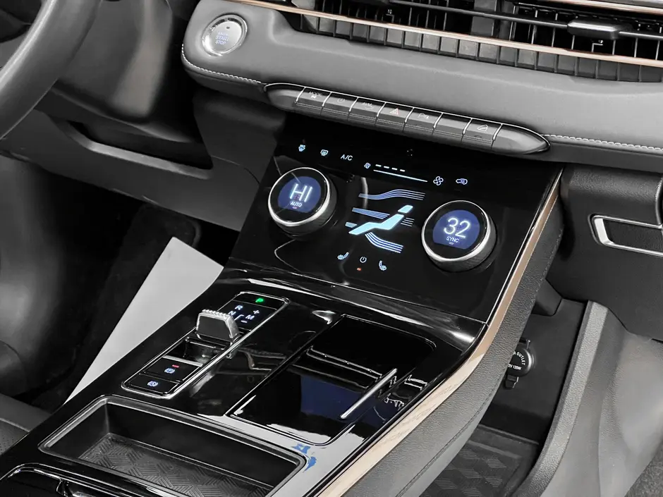 «Авто на Неве»