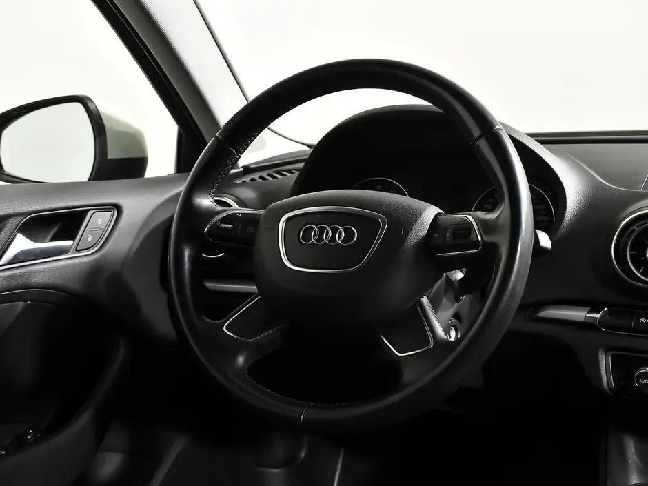 «Авто на Неве»