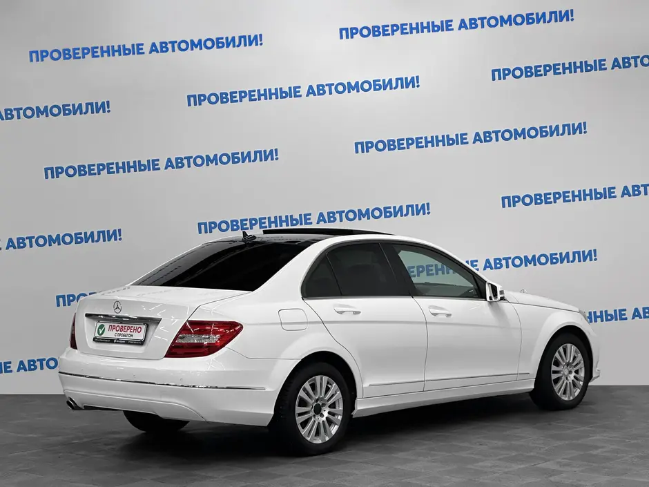 «Авто на Неве»