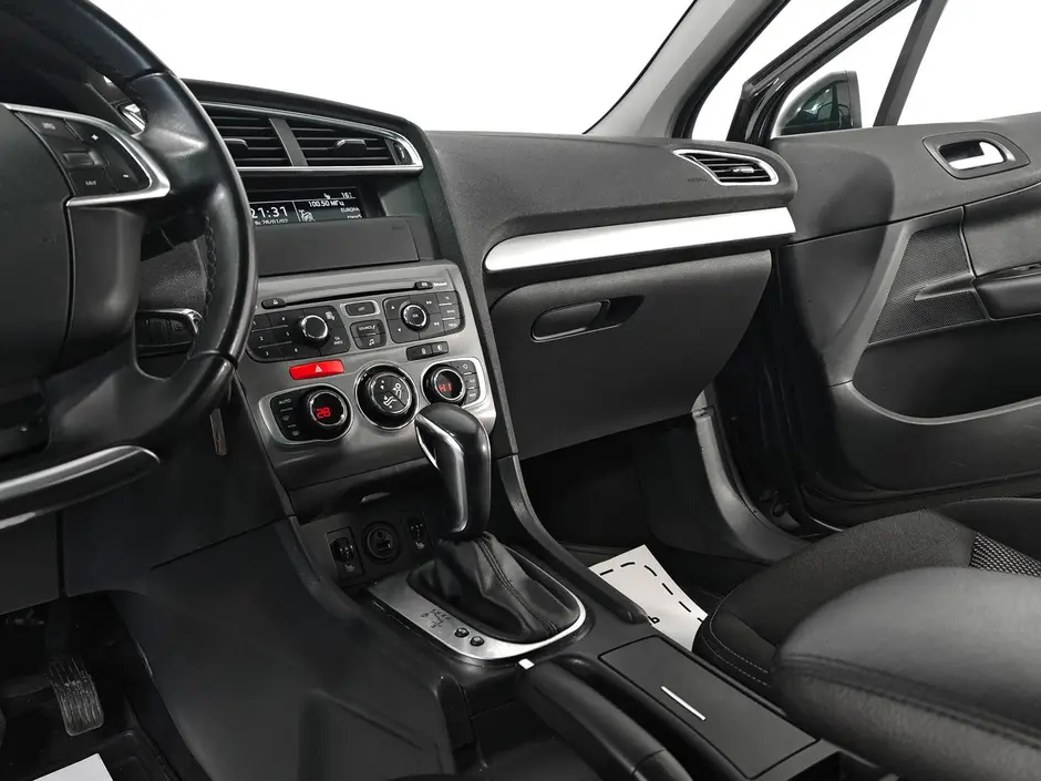 «Авто на Неве»