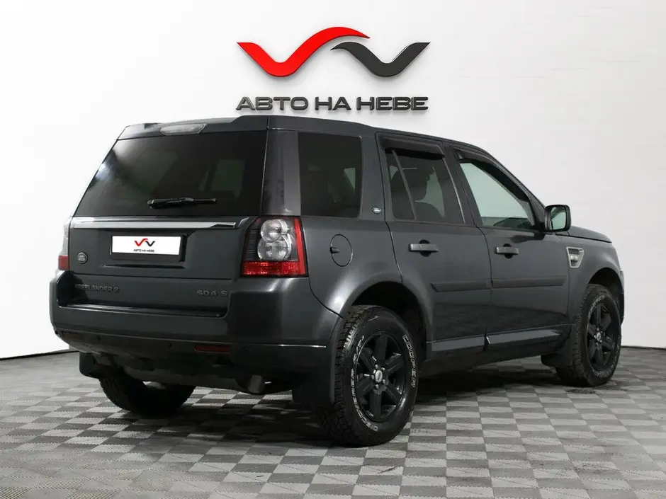 «Авто на Неве»