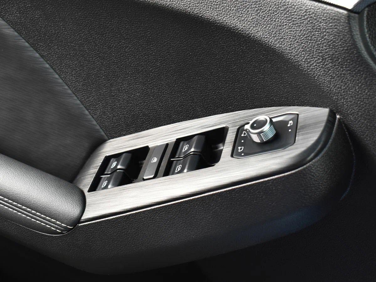 фото автомобиля 12